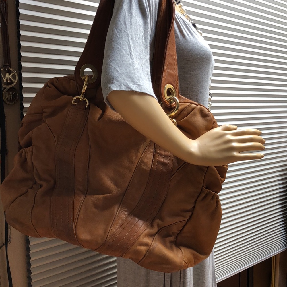 GoldenBleu Leather Large Bag - Picture 12 of 12